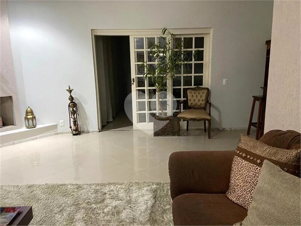 Chácara à venda com 4 quartos, 754m² - Foto 52