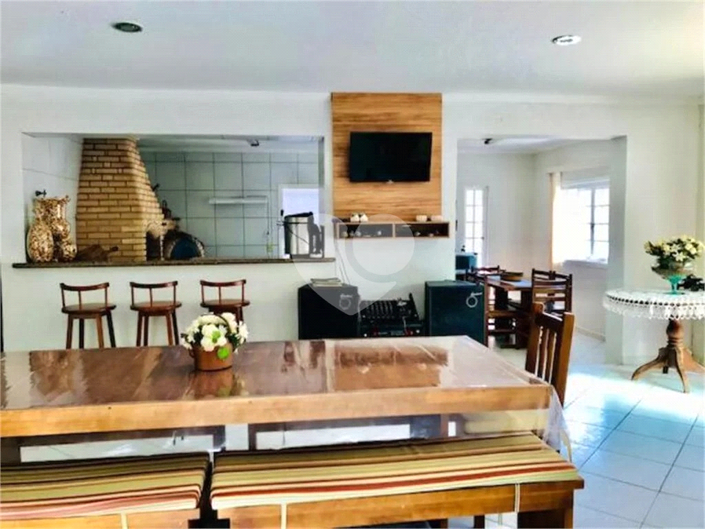 Chácara à venda com 4 quartos, 754m² - Foto 23