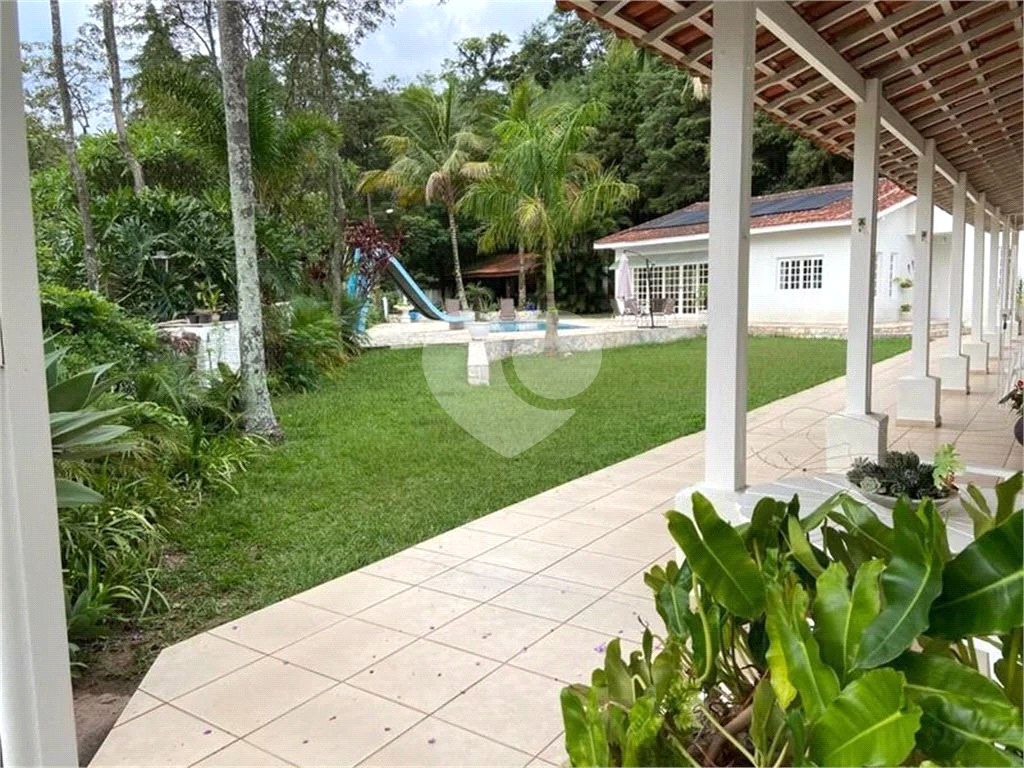 Chácara à venda com 4 quartos, 754m² - Foto 38