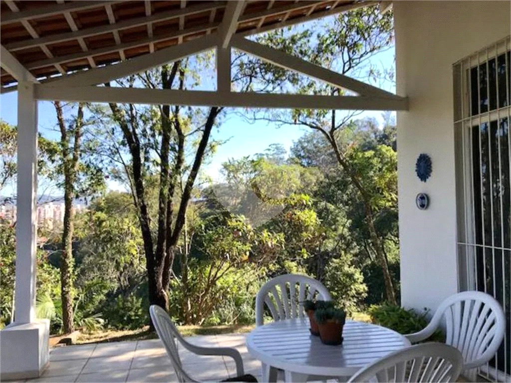 Chácara à venda com 4 quartos, 754m² - Foto 49