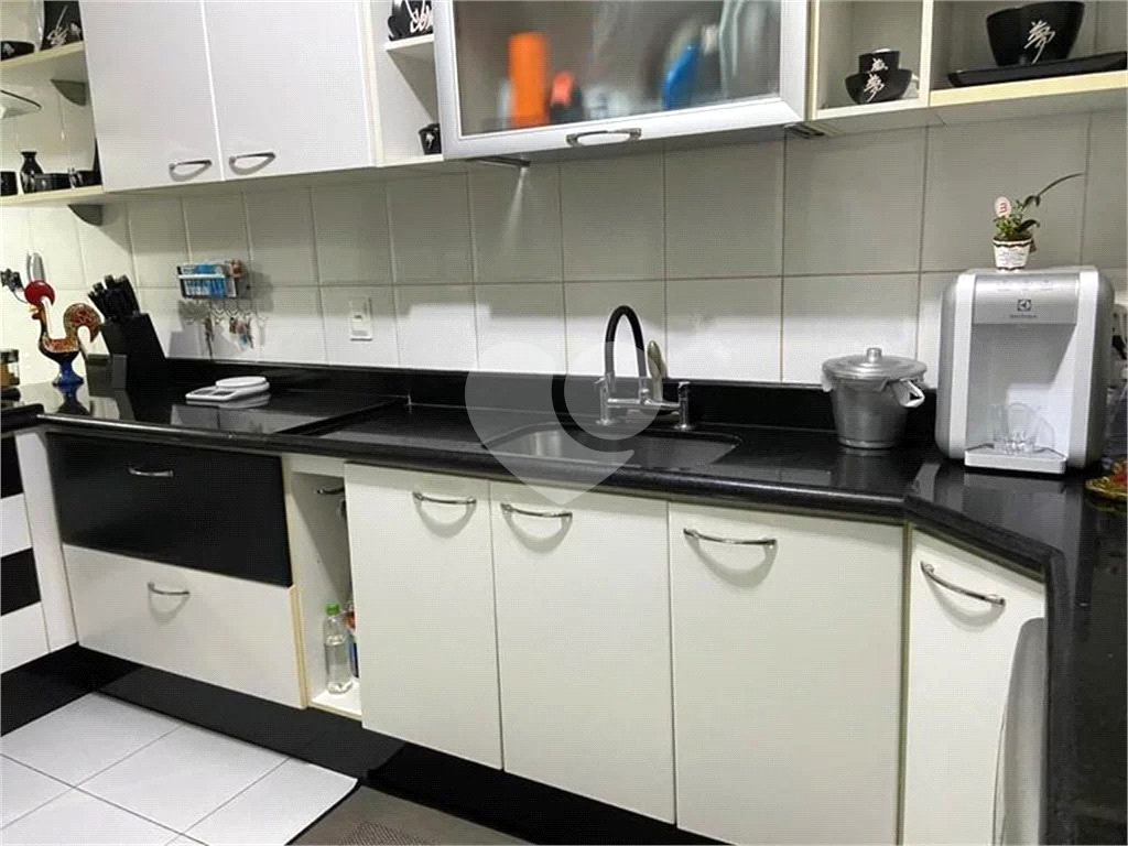 Chácara à venda com 4 quartos, 754m² - Foto 7