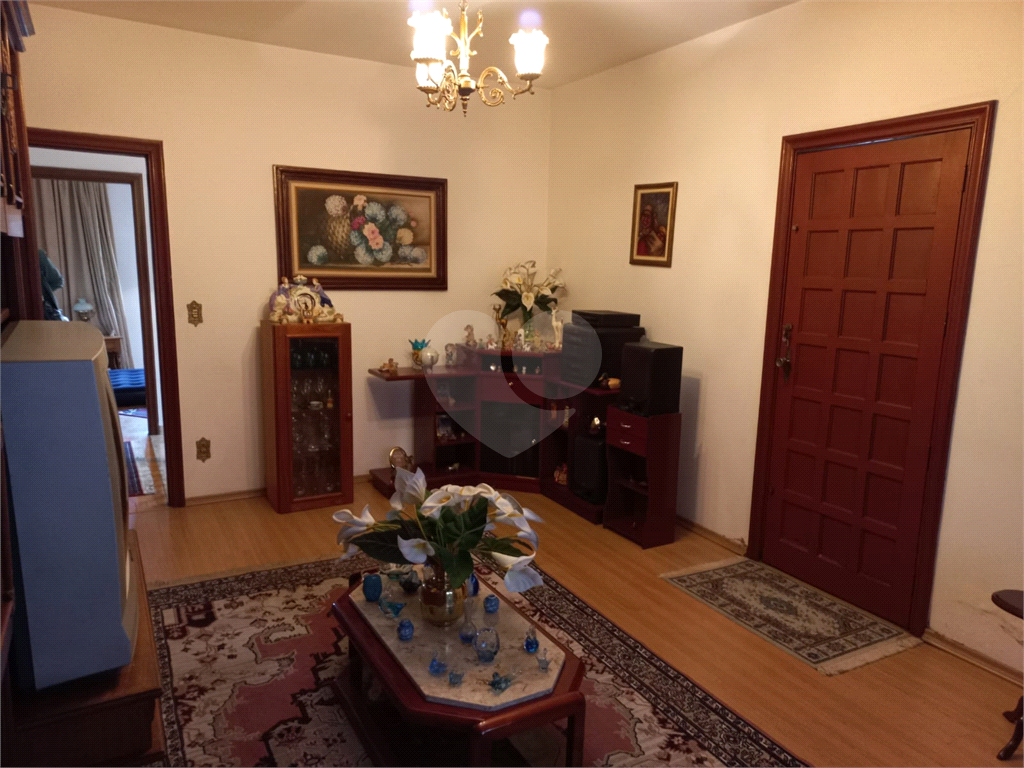 Terreno de 525 m² com 15 metros de frente Ideal para Galpão na Vila Anastácio!                      