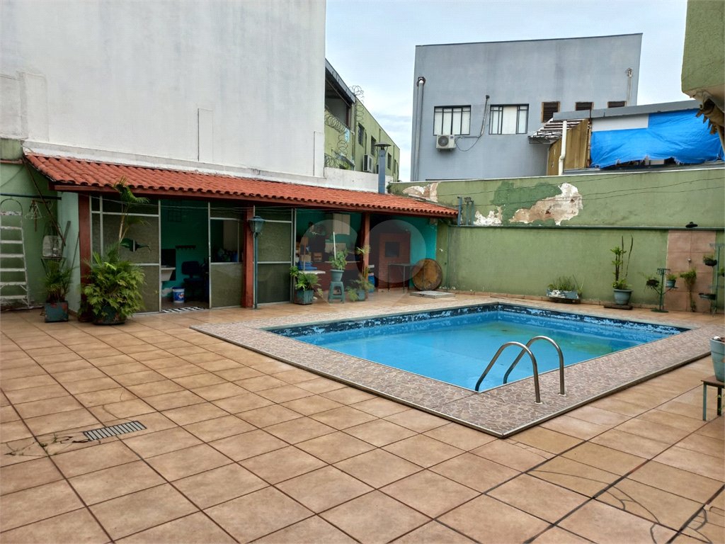 Terreno de 525 m² com 15 metros de frente Ideal para Galpão na Vila Anastácio!                      