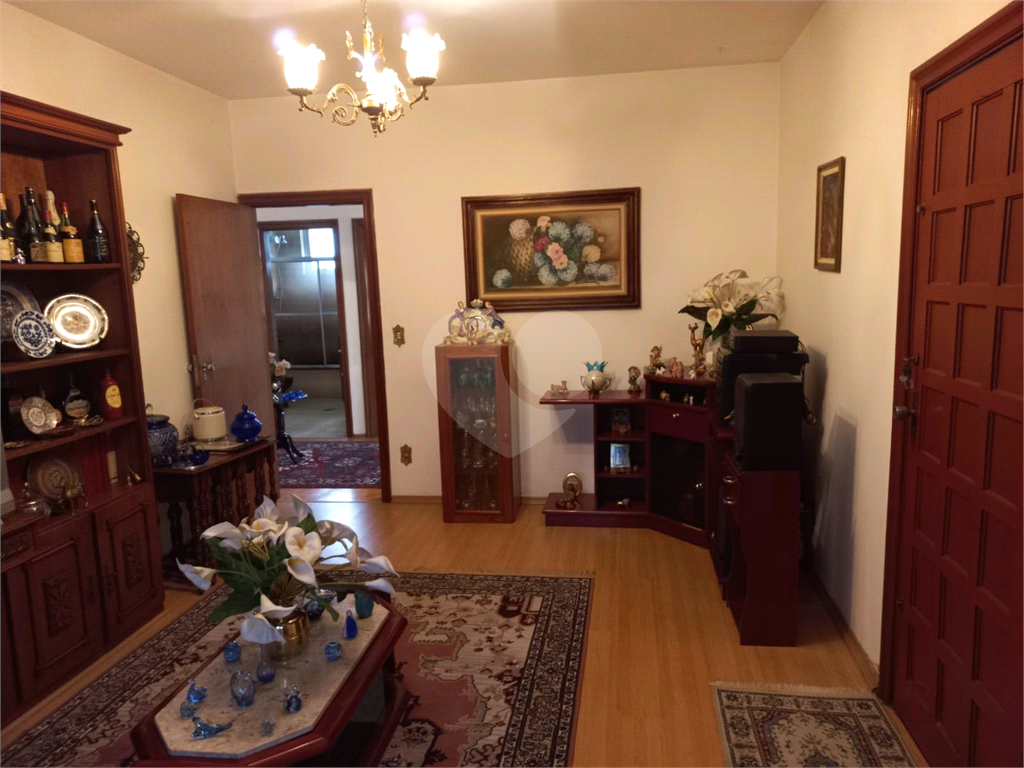 Terreno de 525 m² com 15 metros de frente Ideal para Galpão na Vila Anastácio!                      