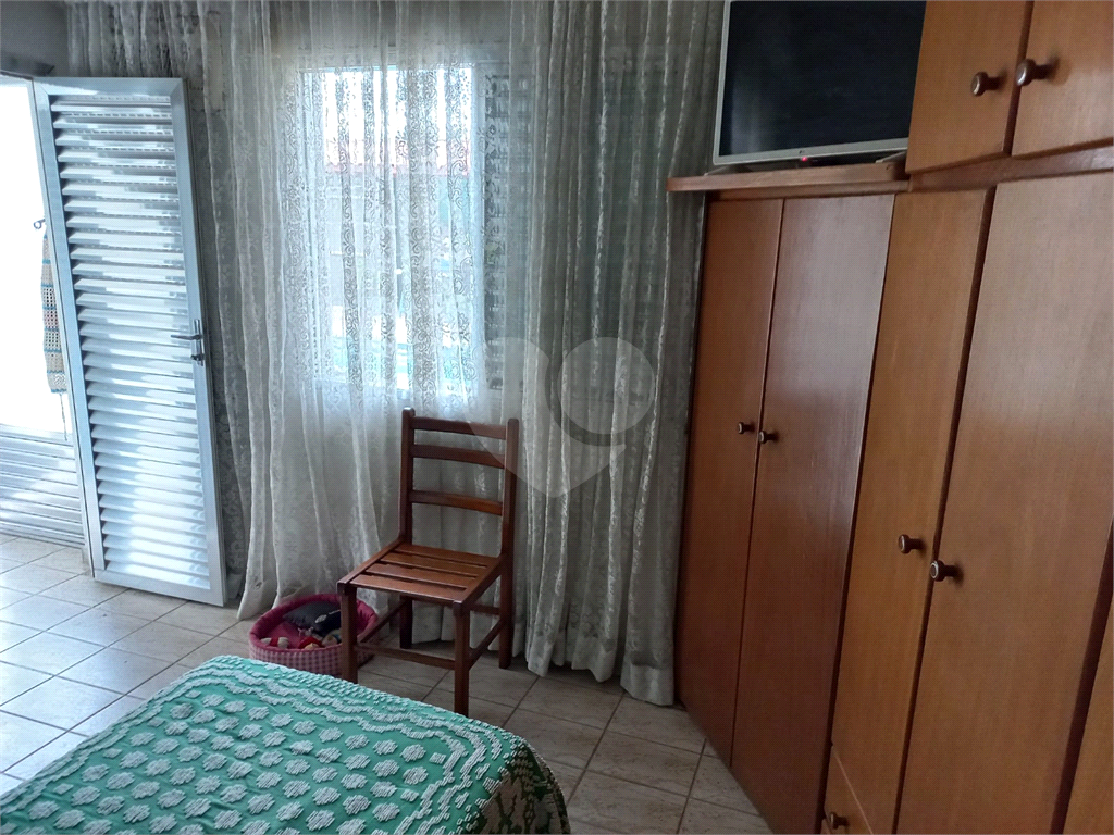 Terreno de 525 m² com 15 metros de frente Ideal para Galpão na Vila Anastácio!                      