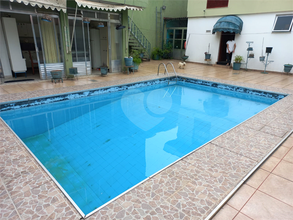 Terreno de 525 m² com 15 metros de frente Ideal para Galpão na Vila Anastácio!                      