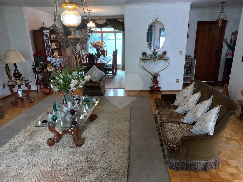 Terreno de 525 m² com 15 metros de frente Ideal para Galpão na Vila Anastácio!                      