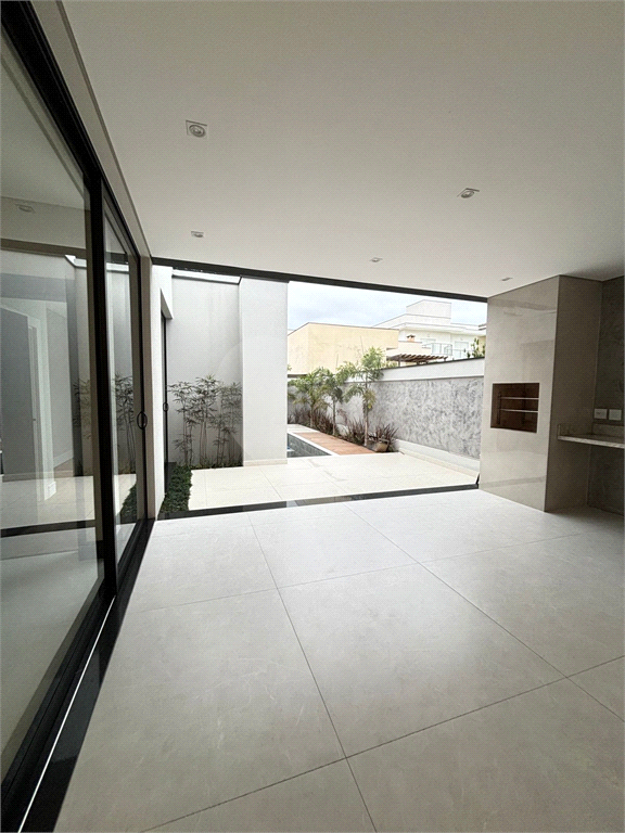 CASA ALTO PADRÃO EM CONDOMÍNIO DE LUXO 