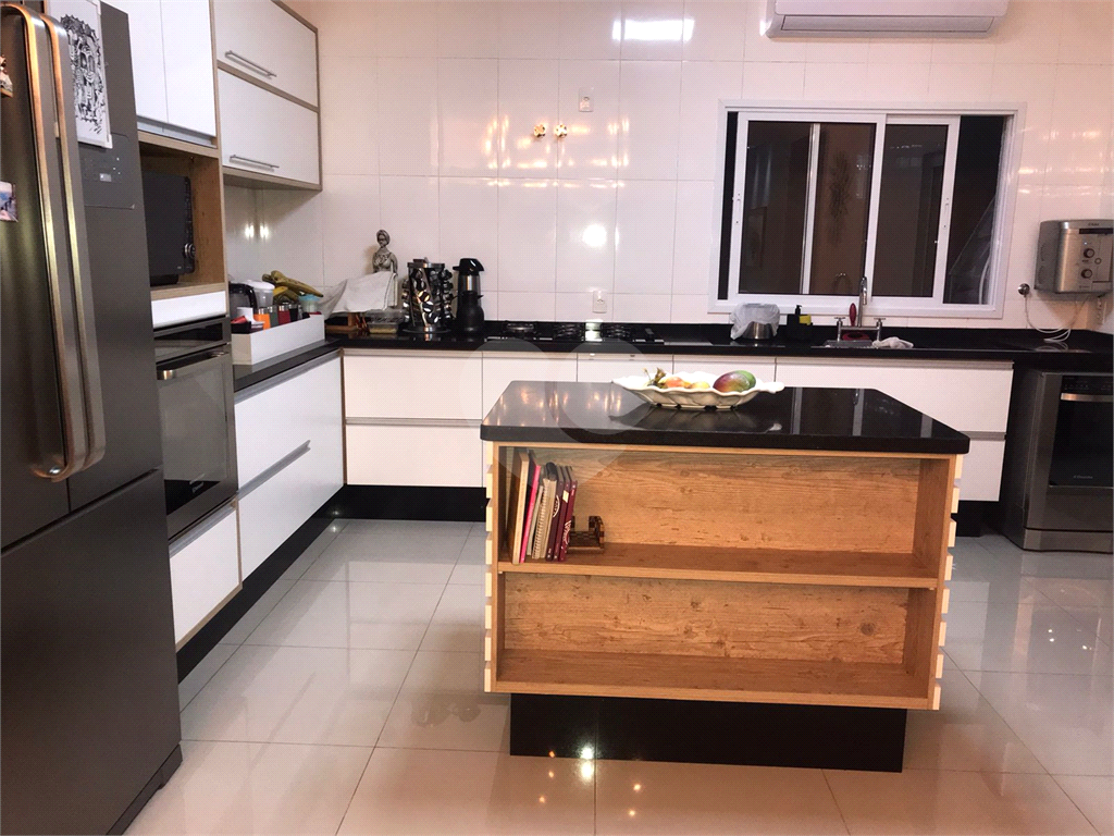 Casa em Condomínio Golden Park