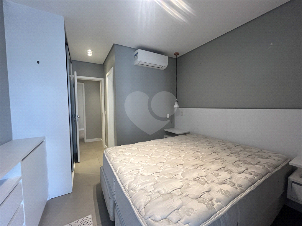 Apartamento com 3 suítes, 2 vagas e deposito na Barra Funda