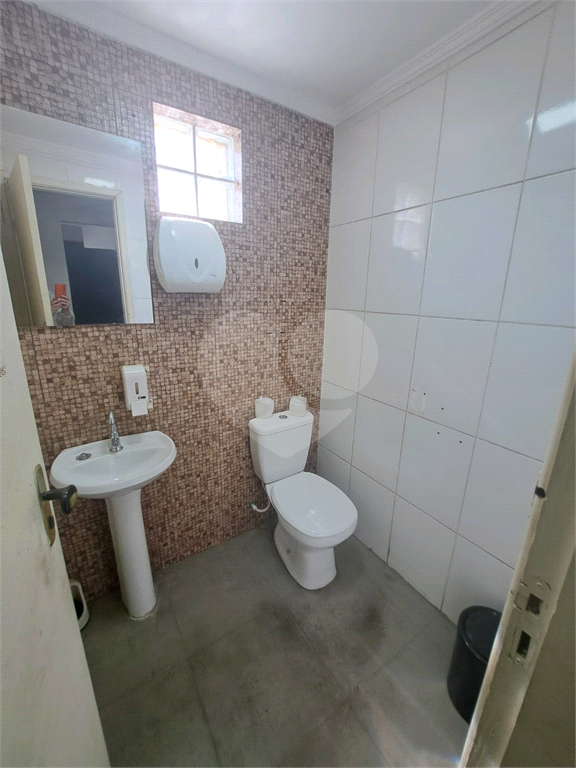 Salão Comercial para Locação 120m²| 2 Banheiros| 3 Vagas Lauzane Paulista