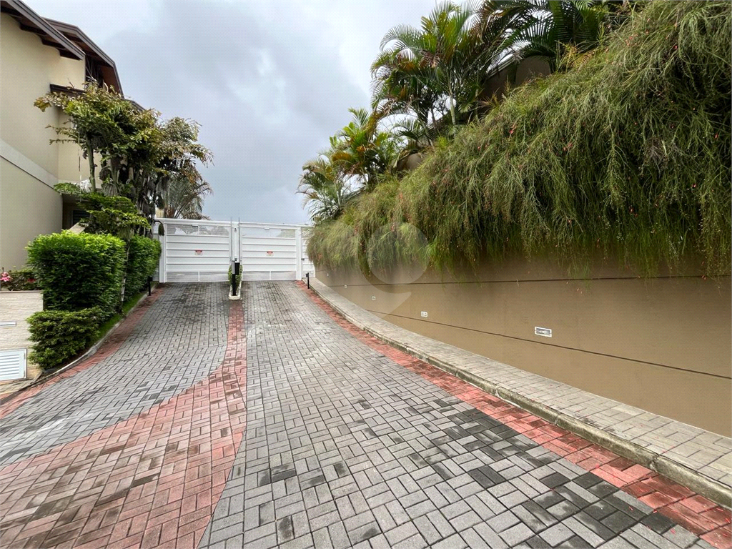 Sobrado em Condominio - Tremembe - Oportunidade!