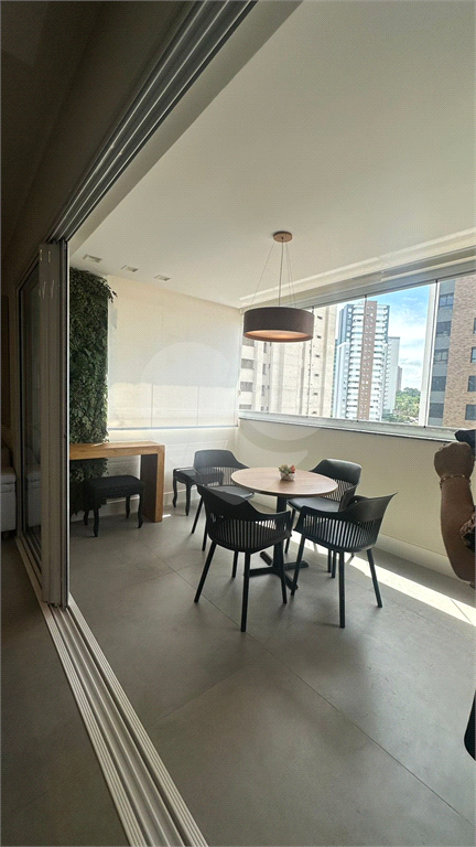 Apartamento para alugar com 3 quartos, 93m² - Foto 10
