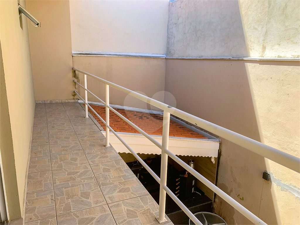 Casa à venda com 3 quartos, 150m² - Foto 25