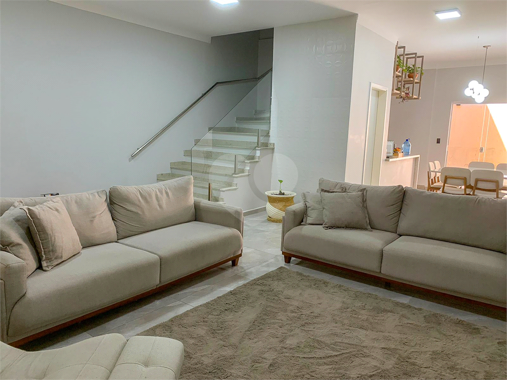 Casa à venda com 3 quartos, 150m² - Foto 7