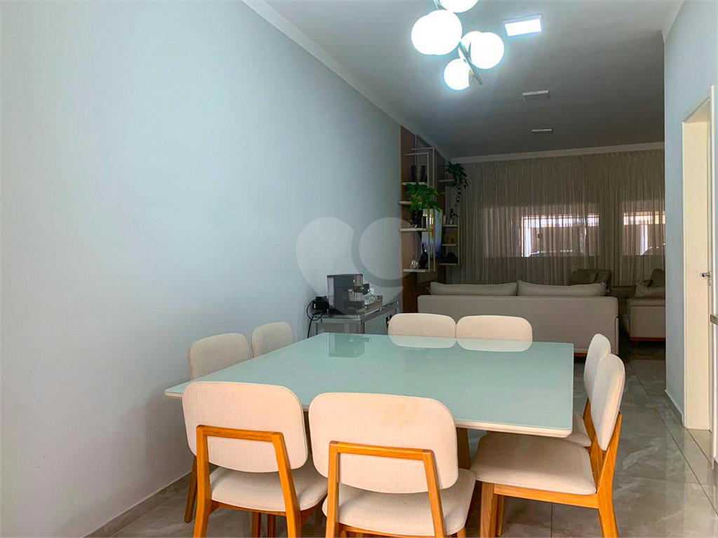 Casa à venda com 3 quartos, 150m² - Foto 8