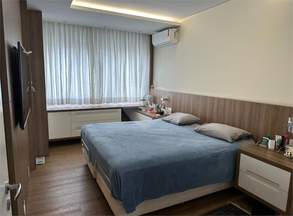 Apartamento à venda com 3 quartos, 197m² - Foto 14