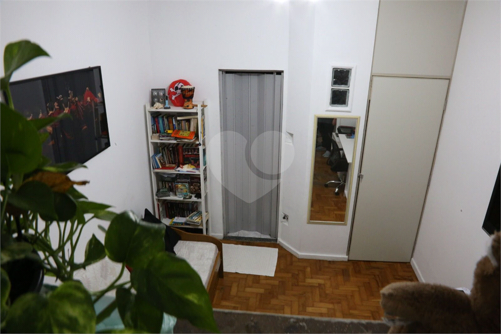 APARTAMENTO em BELA VISTA