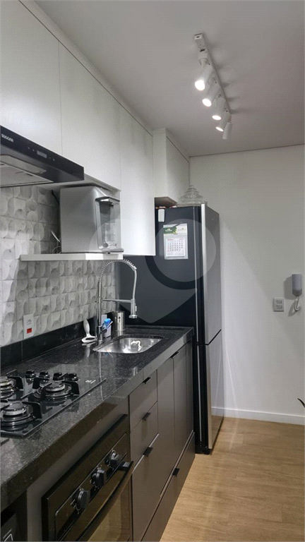 Apartamento à venda com 2 quartos, 60m² - Foto 27