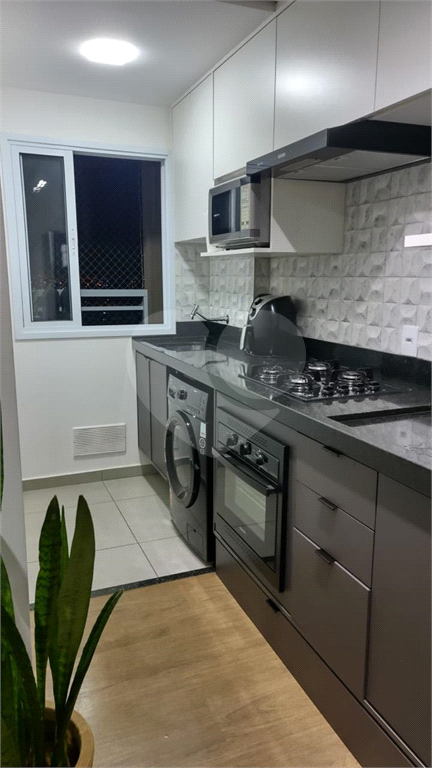 Apartamento à venda com 2 quartos, 60m² - Foto 2