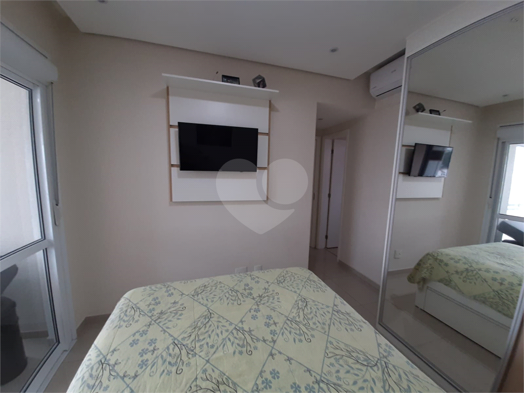 Apartamento à venda com 2 quartos, 72m² - Foto 23