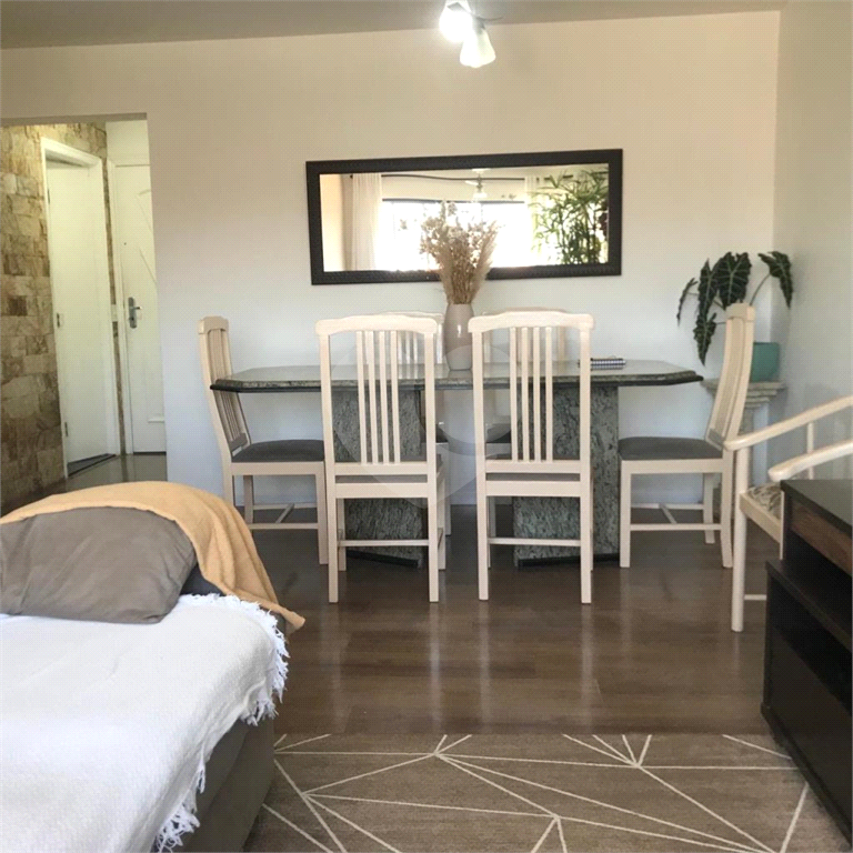APARTAMENTO em MANDAQUI