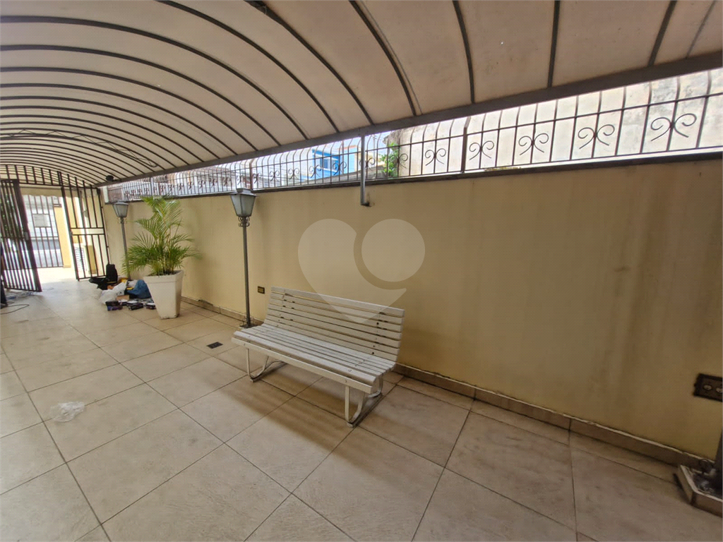Apartamento à venda na Parada Inglesa  70m , 2 vagas livres, 2 dorm. armários em todos os cômodos !