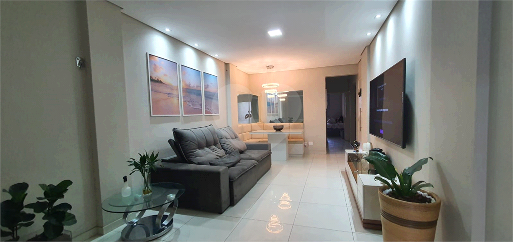 APARTAMENTO em BELA VISTA