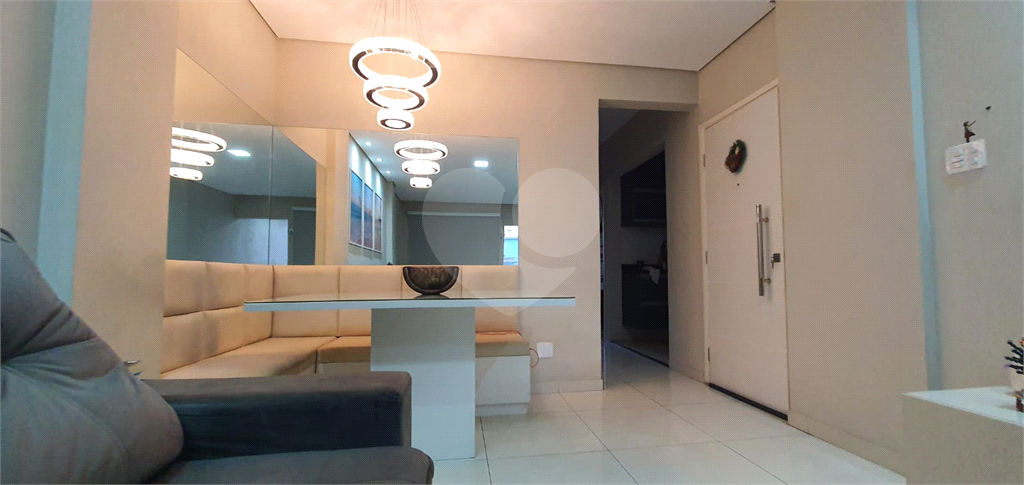 APARTAMENTO em BELA VISTA