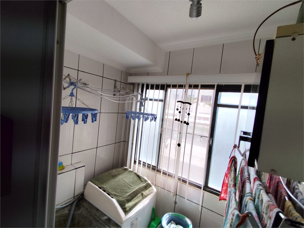 Apartamento à venda com 3 quartos, 93m² - Foto 24