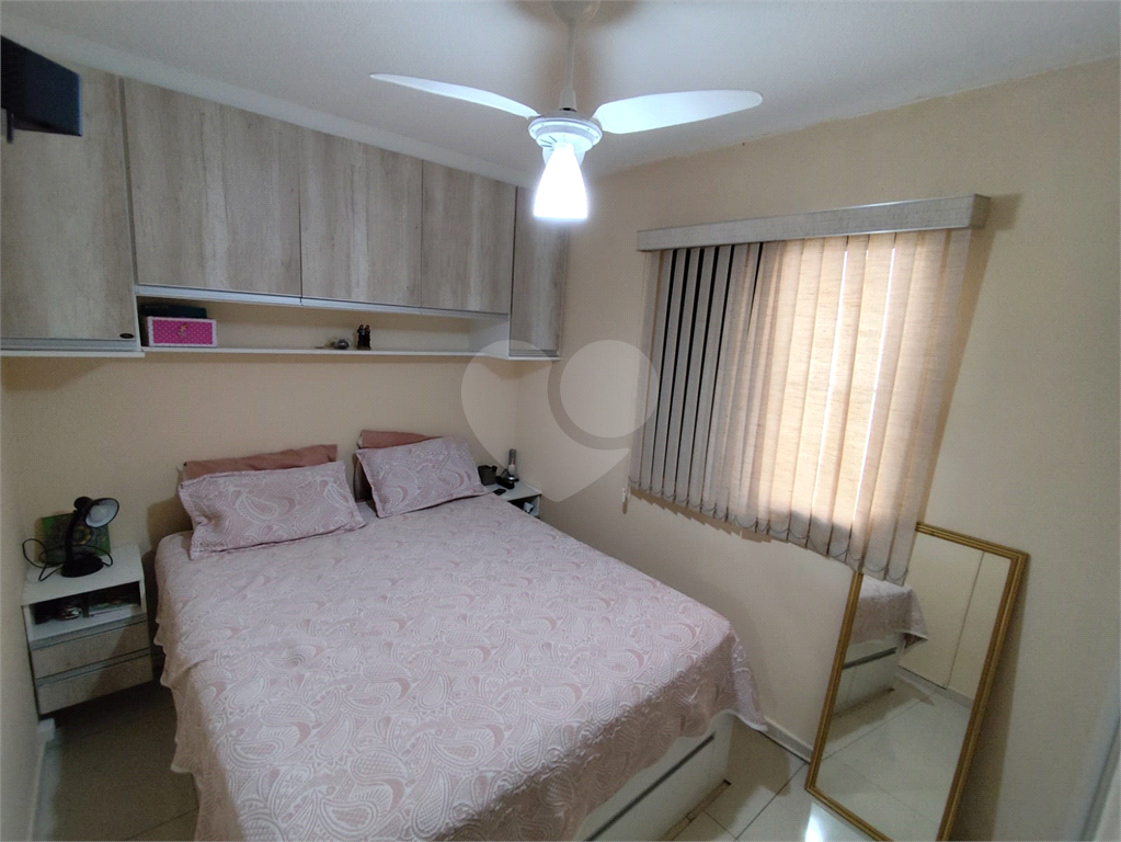 Apartamento à venda com 3 quartos, 93m² - Foto 9