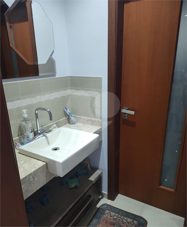 Casa de Condomínio à venda com 3 quartos, 270m² - Foto 26