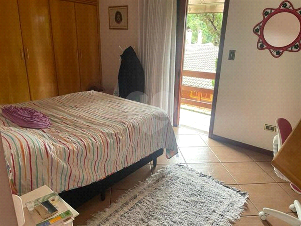 Casa de Condomínio à venda com 3 quartos, 336m² - Foto 18