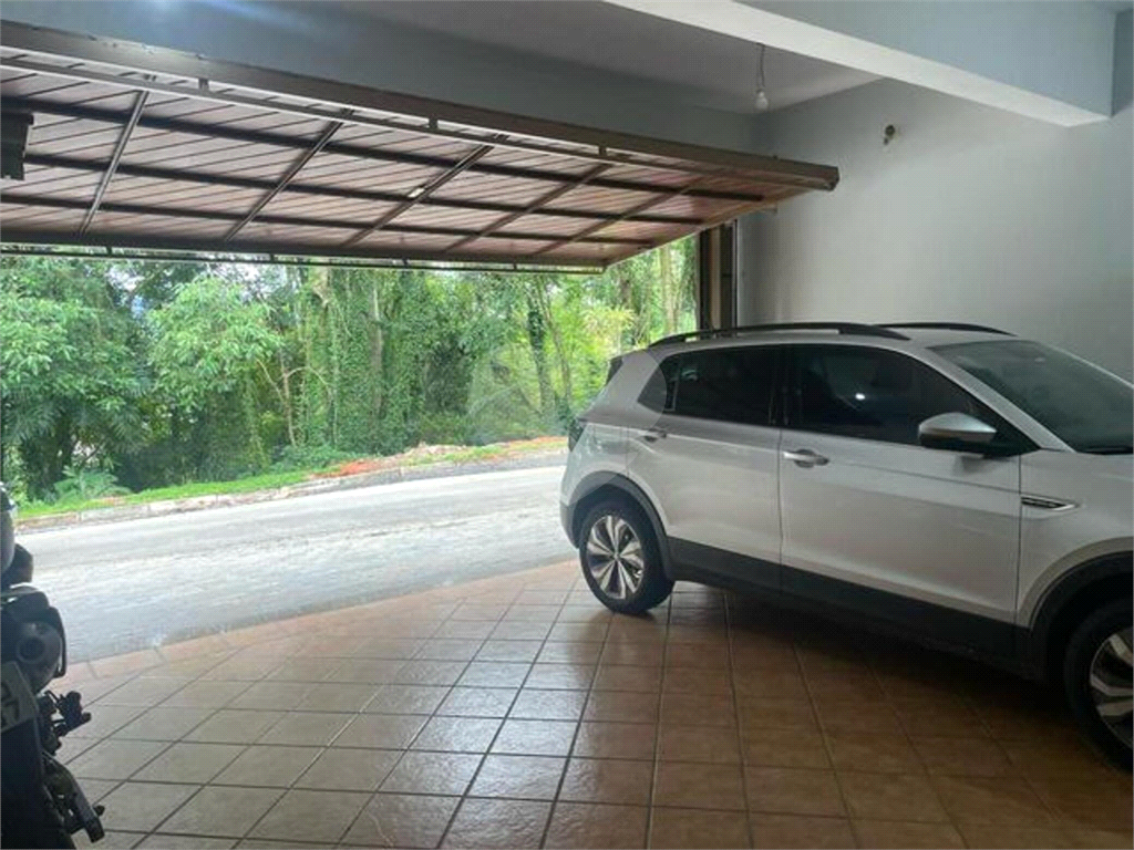 Casa de Condomínio à venda com 3 quartos, 336m² - Foto 23