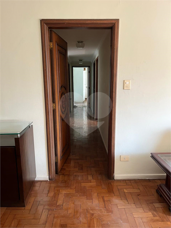 APARTAMENTO em TATUAPÉ