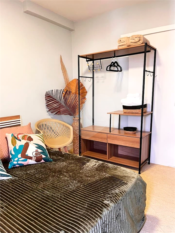 APARTAMENTO em SANTANA