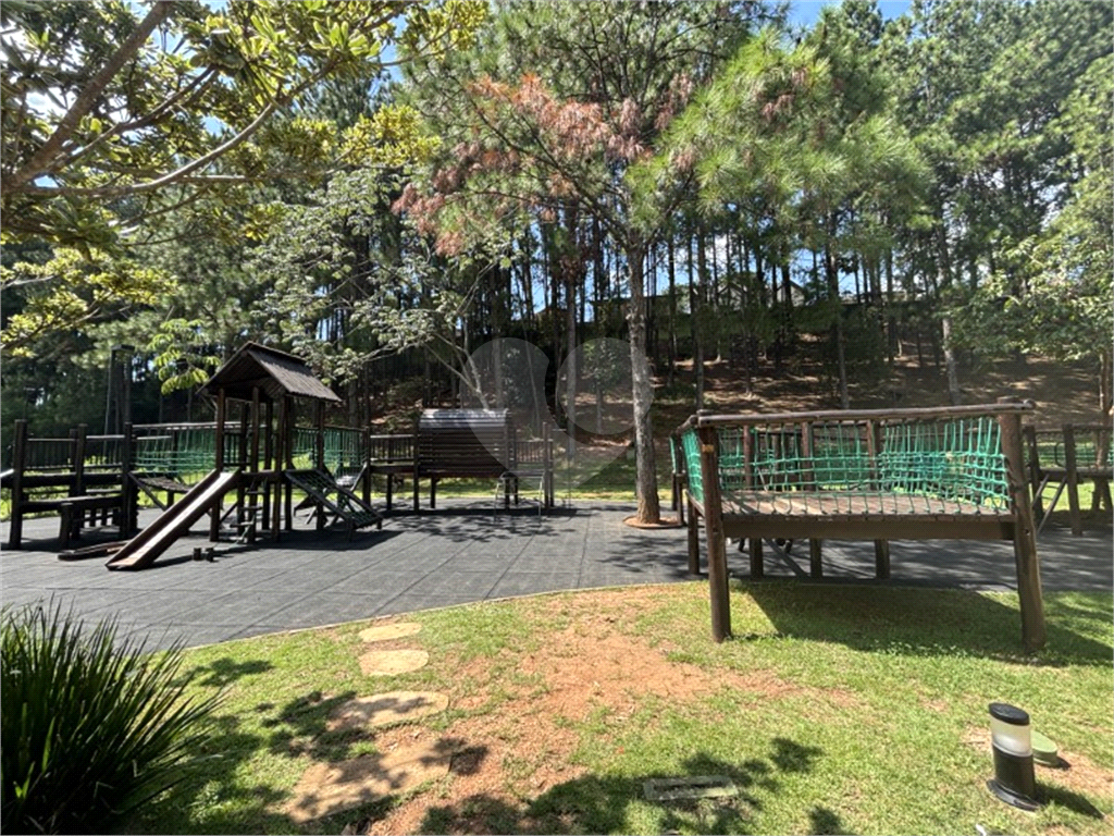 Apartamento do seus sonhos no condomínio Alpha Vita em Santana de Parnaíba-144 mts 