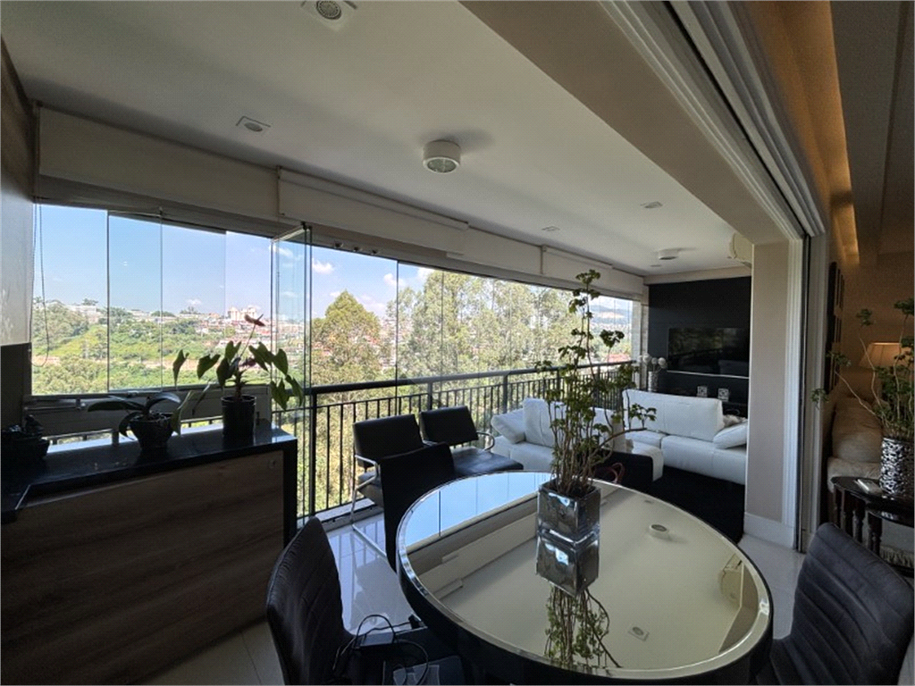 Apartamento do seus sonhos no condomínio Alpha Vita em Santana de Parnaíba-144 mts 