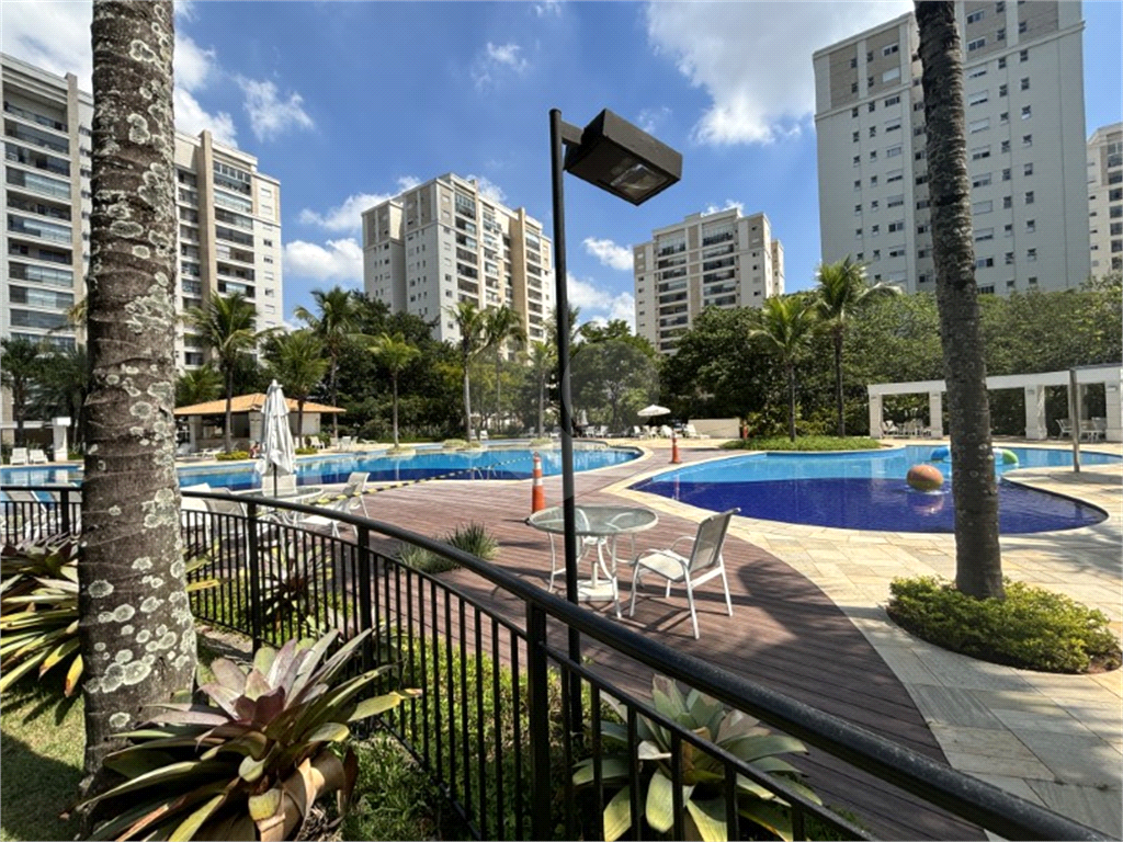 Apartamento do seus sonhos no condomínio Alpha Vita em Santana de Parnaíba-144 mts 