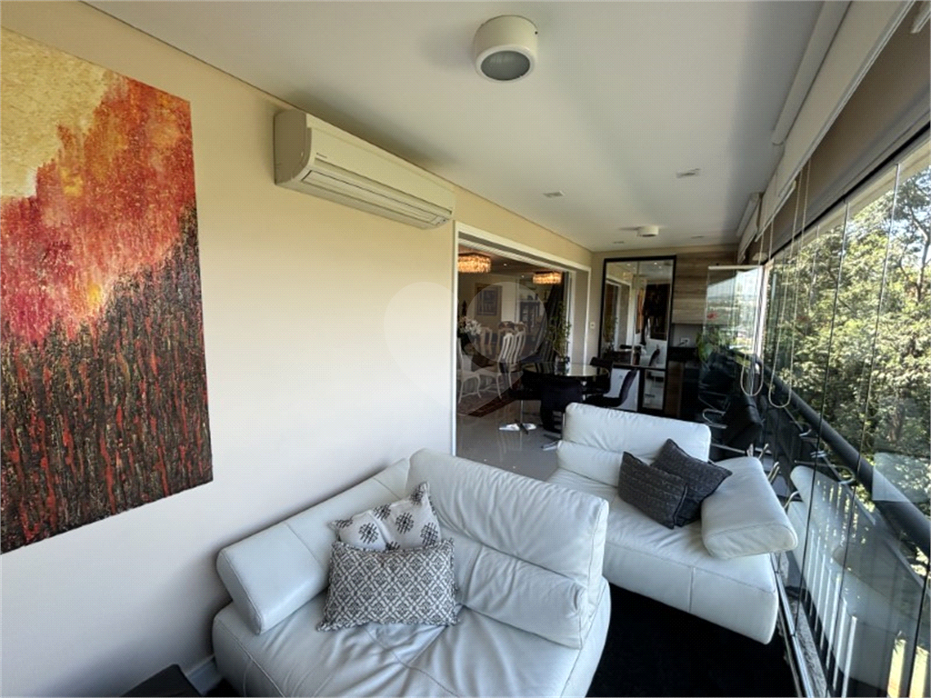 Apartamento do seus sonhos no condomínio Alpha Vita em Santana de Parnaíba-144 mts 