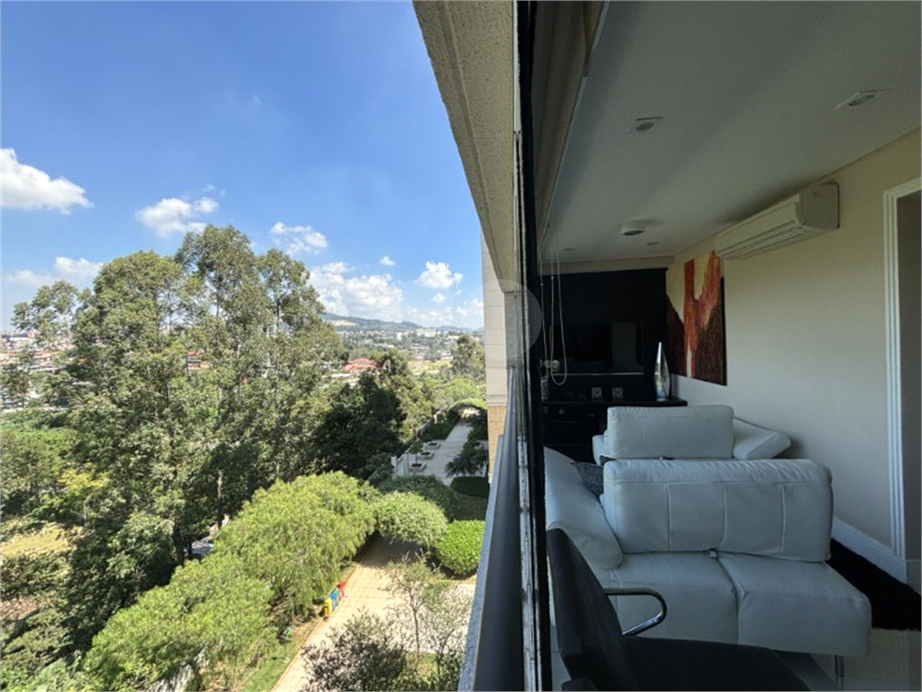 Apartamento do seus sonhos no condomínio Alpha Vita em Santana de Parnaíba-144 mts 