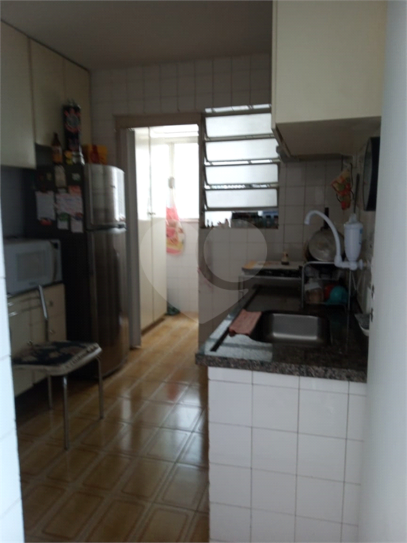 Apartamento à venda com 2 quartos, 65m² - Foto 10