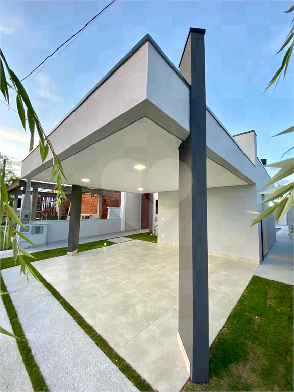 Casa de Condomínio à venda e aluguel com 3 quartos, 250m² - Foto 16