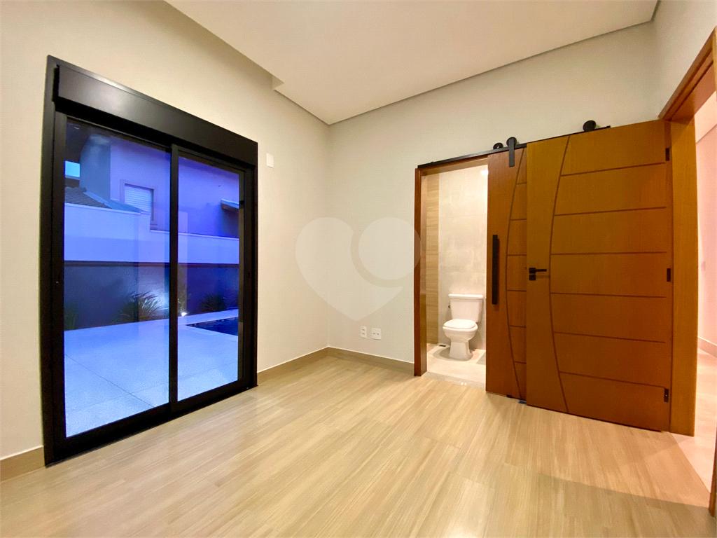 Casa de Condomínio à venda e aluguel com 3 quartos, 250m² - Foto 8