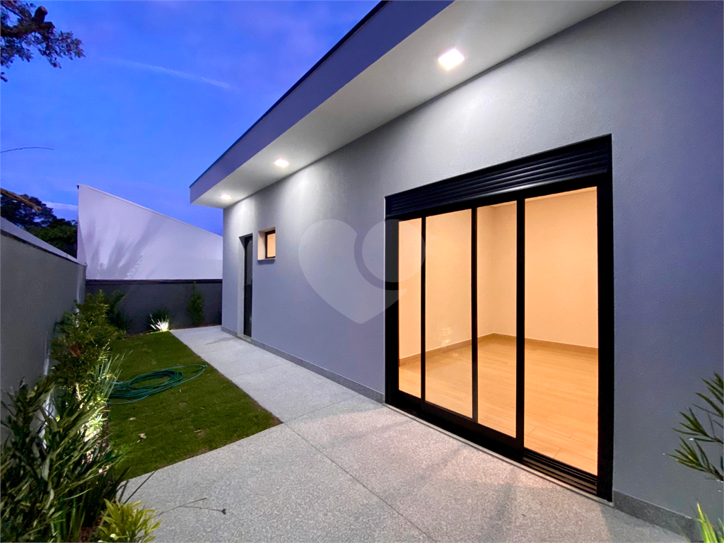 Casa de Condomínio à venda e aluguel com 3 quartos, 250m² - Foto 5
