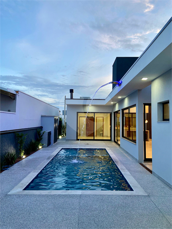 Casa de Condomínio à venda e aluguel com 3 quartos, 250m² - Foto 11