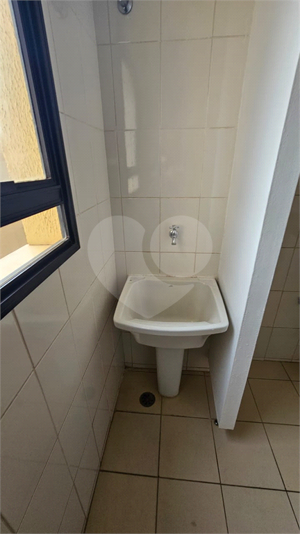 Apartamento para alugar com 2 quartos, 57m² - Foto 6