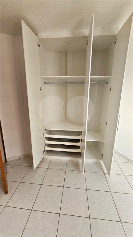 Apartamento para alugar com 2 quartos, 57m² - Foto 23