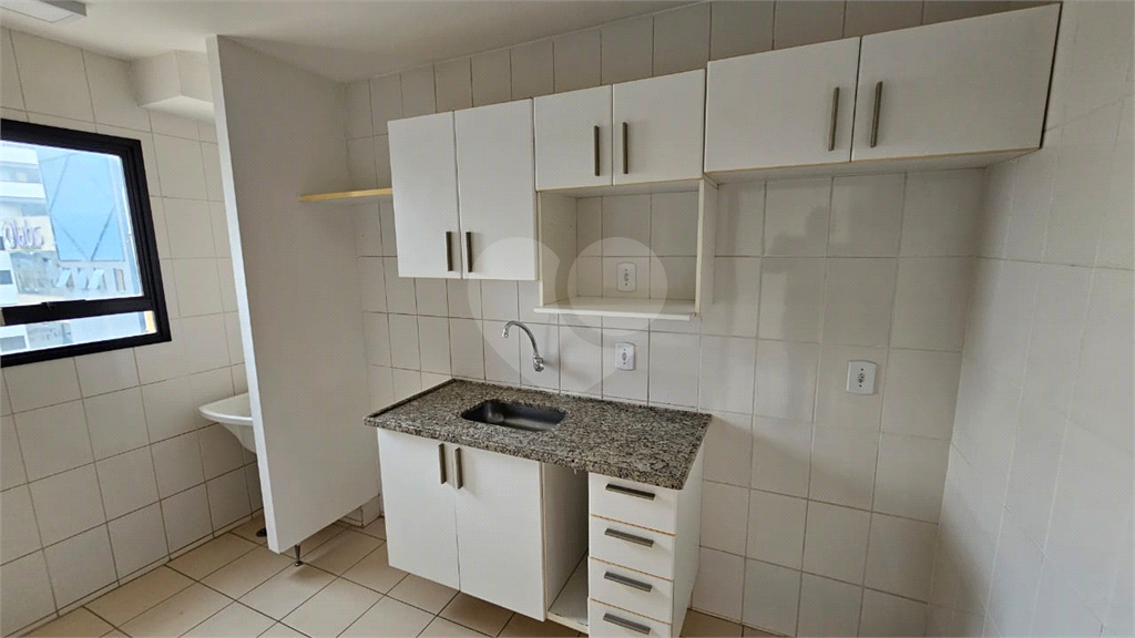 Apartamento para alugar com 2 quartos, 57m² - Foto 3