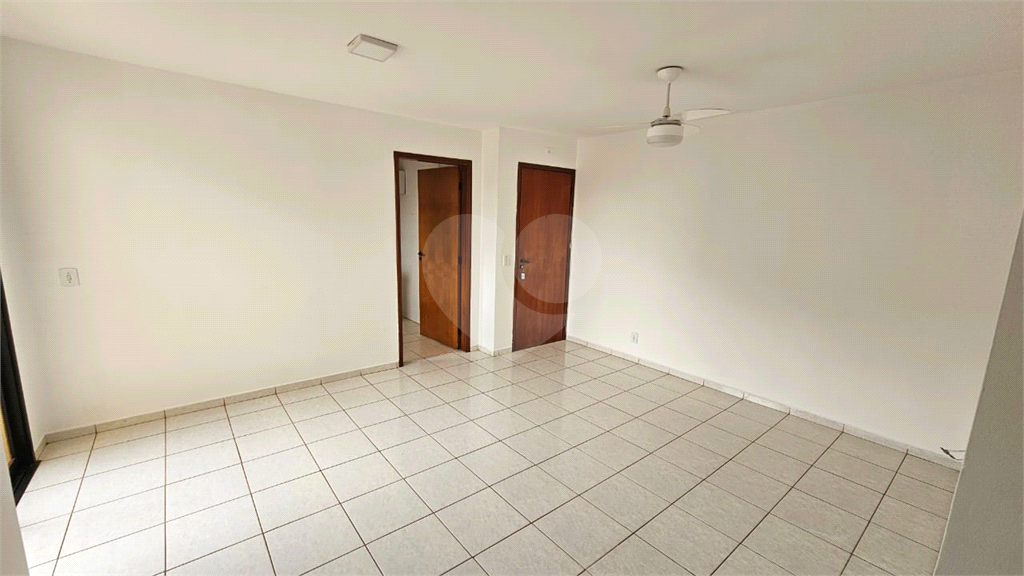 Apartamento para alugar com 2 quartos, 57m² - Foto 13